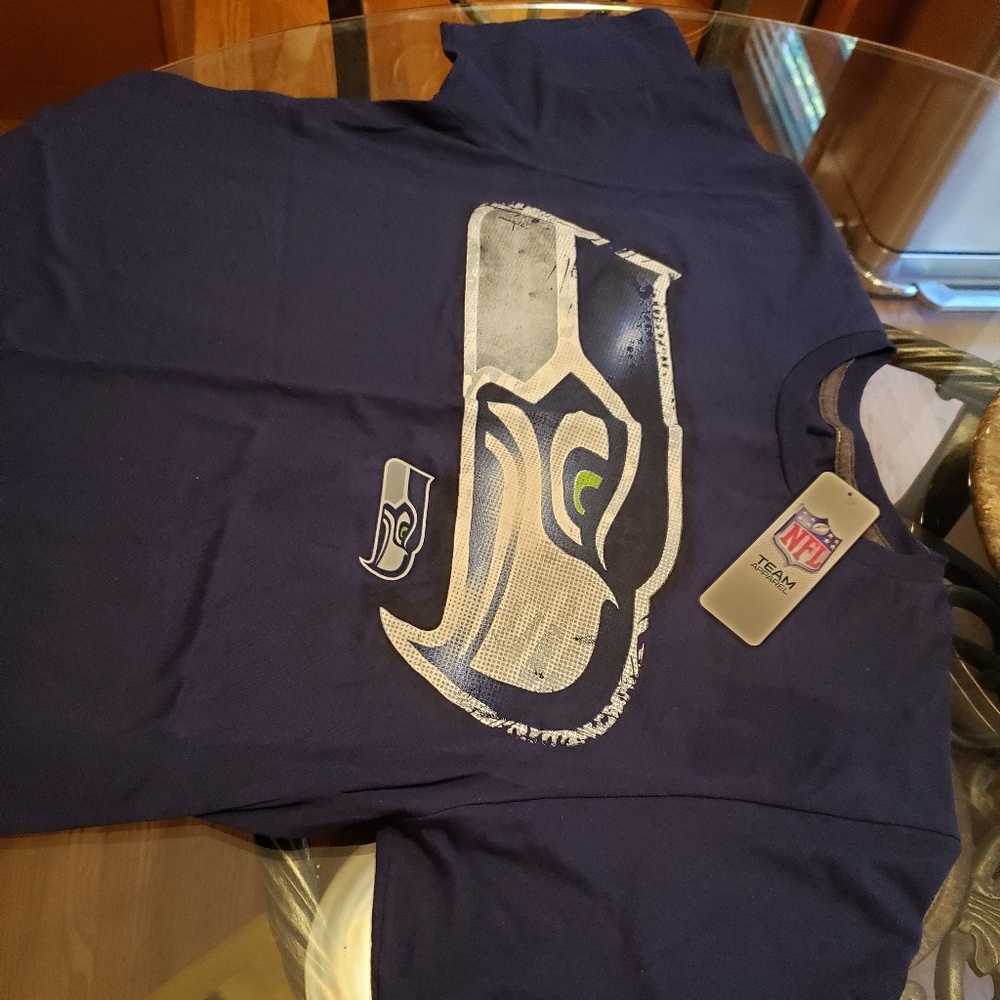 Men's seahawk shirt.